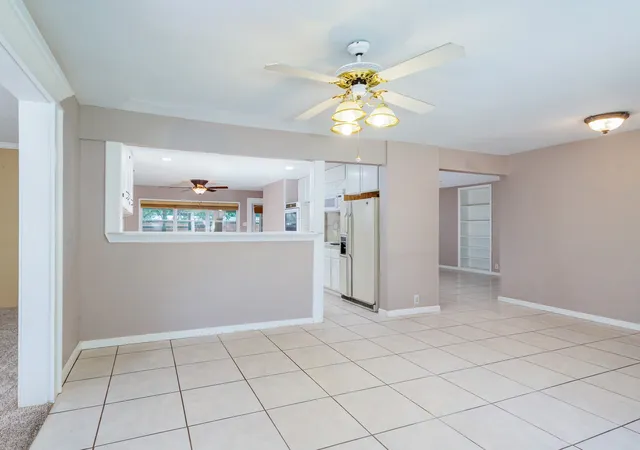 Photo 4 of Single family home for sale at 4002 Austin Ave, Brownwood, TX 76801 | MLS# 21274663 | Listing updated on 2026-07-31