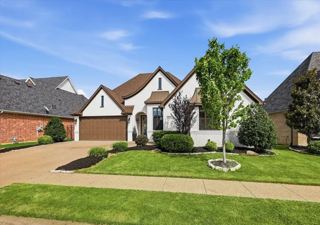 Photo 2 of Single family home for sale at 2705 River Path Ct, Burleson, TX 76028 | MLS# 21258542 | Listing updated on 2026-09-10