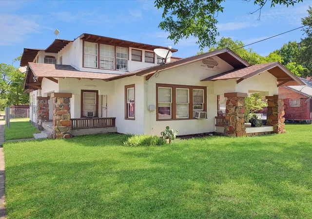 Photo 2 of Multi family home for sale at 503 E 6th St, Dallas, TX 75203 | MLS# 21273908 | Listing updated on 2026-09-12