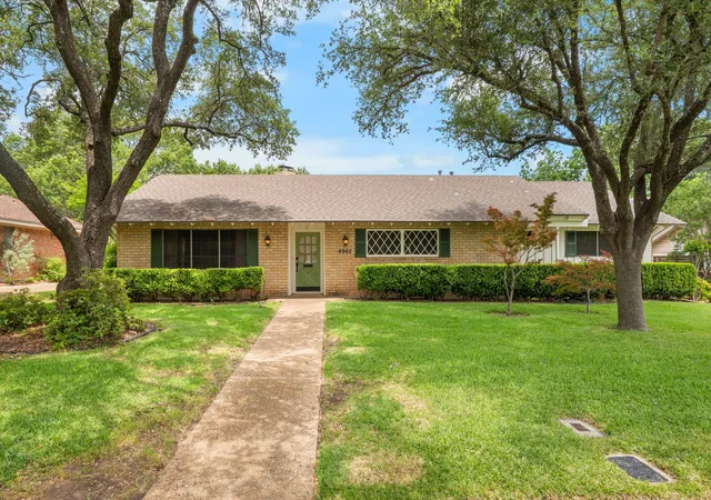 Photo 1 of Single family home for sale at 4907 Lake Englewood Dr, Waco, TX 76710 | MLS# 21273909 | Listing updated on 2026-10-05