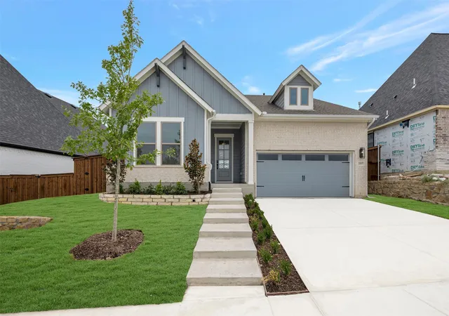 Photo 1 of Single family home for sale at 2537 Domingo Dr, Fort Worth, TX 76008 | MLS# 21275486 | Listing updated on 2026-09-13