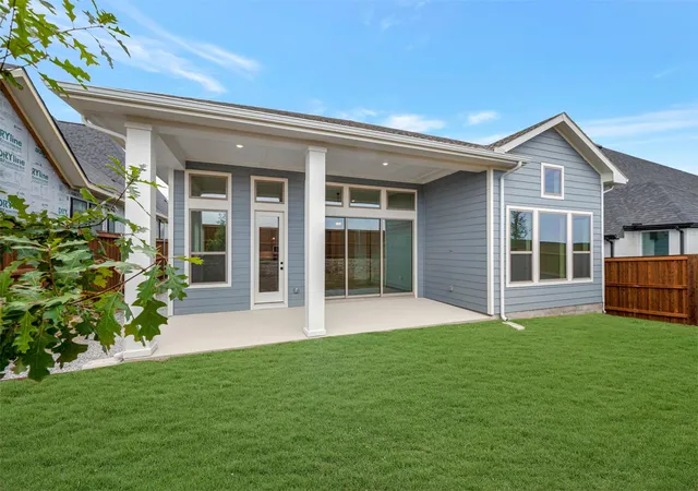 Photo 2 of Single family home for sale at 2537 Domingo Dr, Fort Worth, TX 76008 | MLS# 21275486 | Listing updated on 2026-09-13
