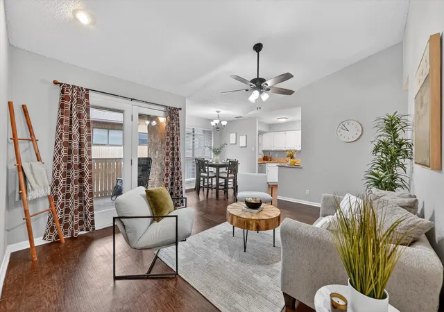 Photo 2 of Condo for sale at 1200 Harwell Dr #1924, Arlington, TX 76011 | MLS# 21270803 | Listing updated on 2026-09-09