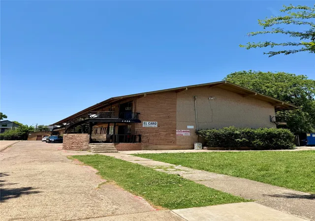 Photo 3 of Multi family home for sale at 4523, 4535, 4601 Reiger Ave, Dallas, TX 75246 | MLS# 21275565 | Listing updated on 2026-09-14