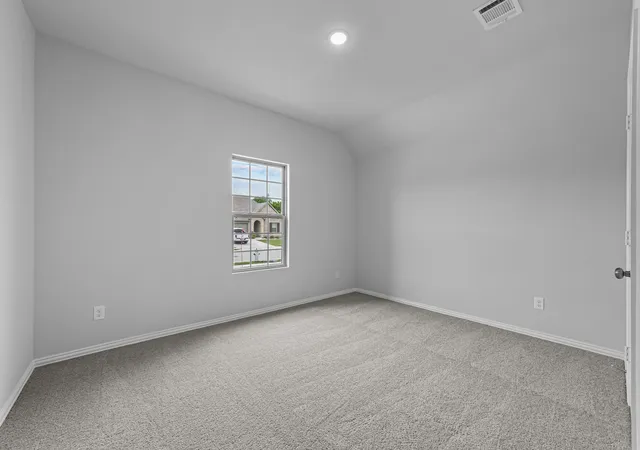 Photo 4 of Single family home for sale at 548 Stone Hollow Dr, Van Alstyne, TX 75495 | MLS# 21275780 | Listing updated on 2026-09-10