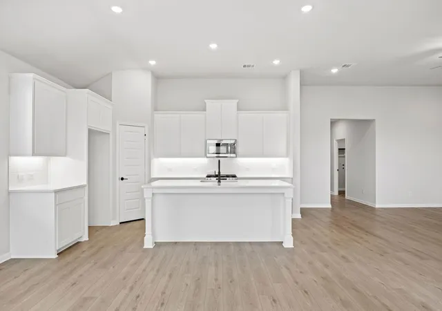 Photo 3 of Single family home for sale at 3210 Majesty Ln, Denton, TX 76208 | MLS# 21275801 | Listing updated on 2026-09-10