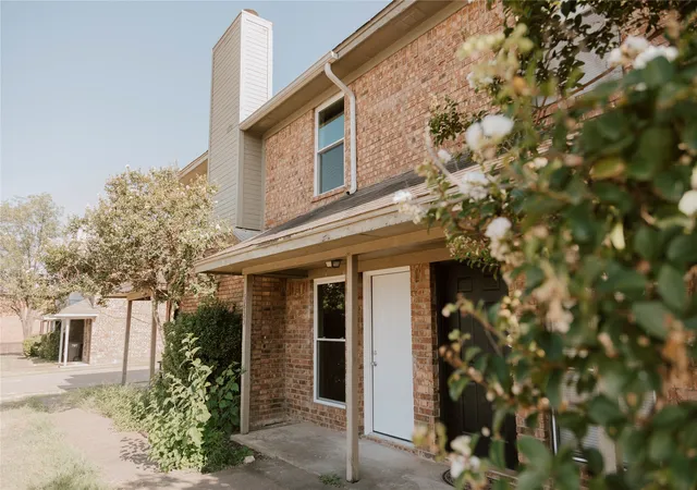 Photo 2 of Multi family home for sale at 5833 Shadydell Dr, Fort Worth, TX 76135 | MLS# 21273388 | Listing updated on 2026-07-29