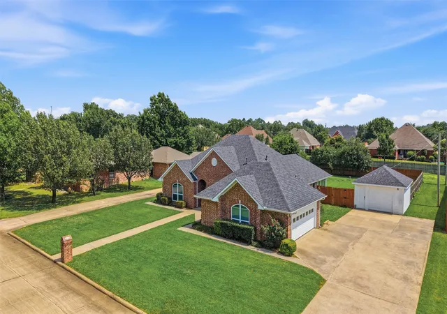 Photo 1 of Sale Pending at 2502 Evelyn Rd, Whitesboro, TX 76273 | MLS# 21275977 | Listing updated on 2026-08-01