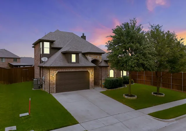 Photo 2 of Single family home for sale at 1105 Safrano St, Midlothian, TX 76065 | MLS# 21275053 | Listing updated on 2026-09-12