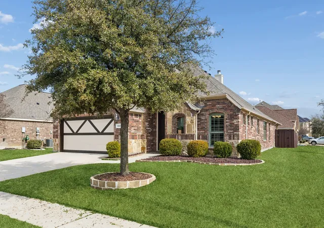 Photo 2 of Single family home for sale at 1517 Martin Creek Dr, Little Elm, TX 75068 | MLS# 21276319 | Listing updated on 2026-09-14