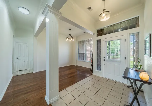 Photo 4 of Single family home for sale at 2114 Sagewood Dr, Weatherford, TX 76087 | MLS# 21270567 | Listing updated on 2026-09-08