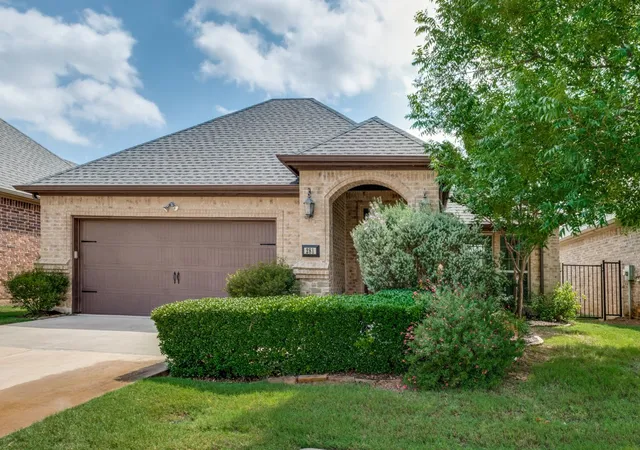 Photo 1 of Sale Pending at 281 Tulip Wy, Keller, TX 76248 | MLS# 21276072 | Listing updated on 2026-09-25