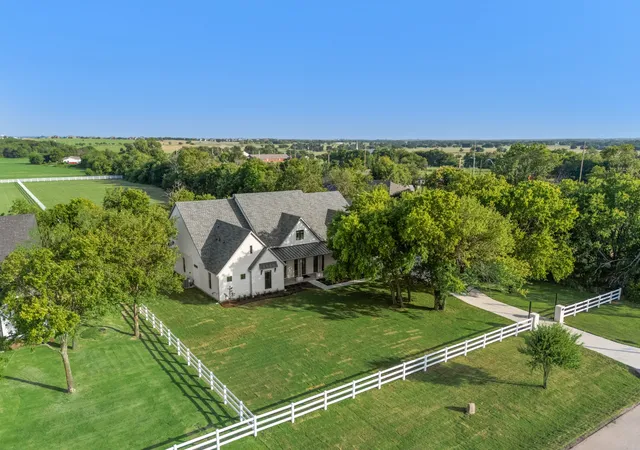 Photo 2 of Single family home for sale at 153 League Rd, Rockwall, TX 75032 | MLS# 21276735 | Listing updated on 2026-07-31