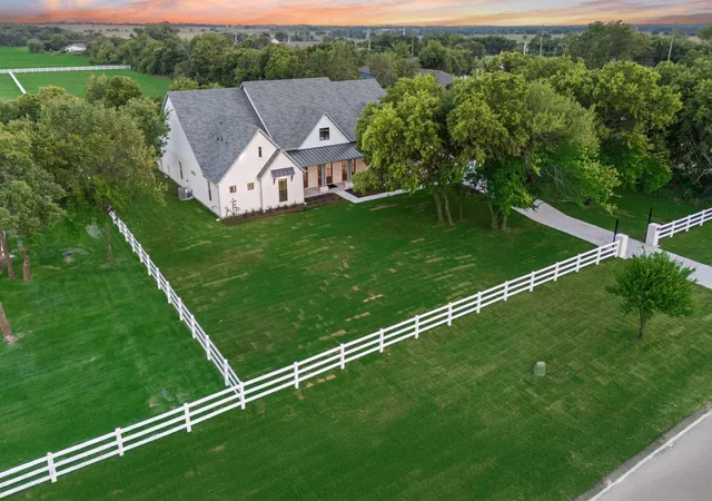 Photo 4 of Single family home for sale at 153 League Rd, Rockwall, TX 75032 | MLS# 21276735 | Listing updated on 2026-07-31