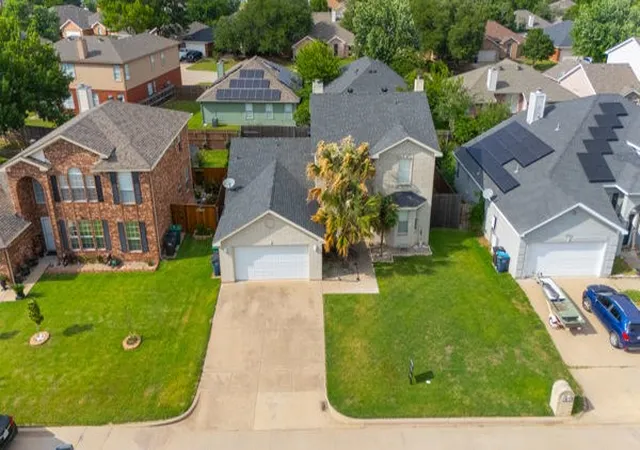 Photo 3 of Single family home for sale at 4024 Busch Gardens Dr, Fort Worth, TX 76123 | MLS# 21276748 | Listing updated on 2026-09-09