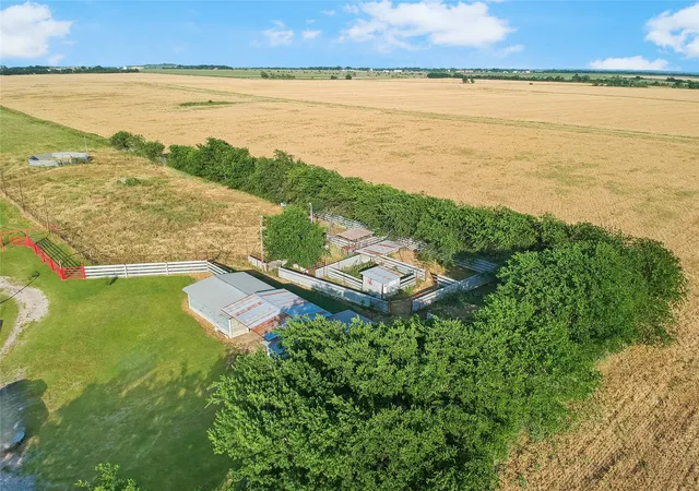 Photo 40 of Sale Pending at 455 Hughes Cemetery Rd, Italy, TX 76651 | MLS# 21276661 | Listing updated on 2026-09-17