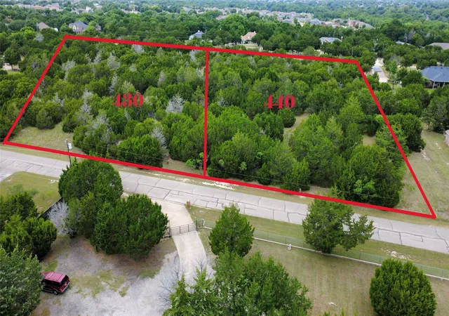 Photo 1 of Land for sale at 440 Evergreen Trl, Cedar Hill, TX 75104 | MLS# 21276685 | Listing updated on 2026-07-30