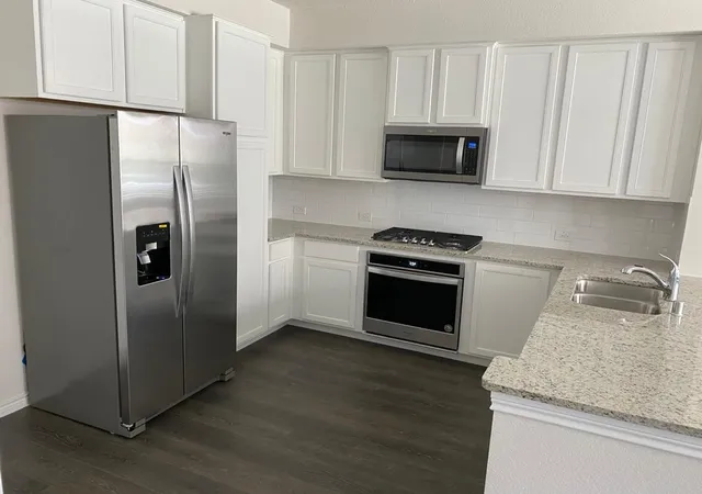 Photo 3 of Townhouse for sale at 2402 Siskiyou St, Lewisville, TX 75056 | MLS# 21277256 | Listing updated on 2026-09-15