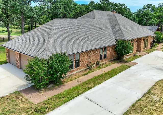 Photo 2 of Single family home for sale at 631 Fm 407 E, Argyle, TX 76226 | MLS# 21277293 | Listing updated on 2026-09-14