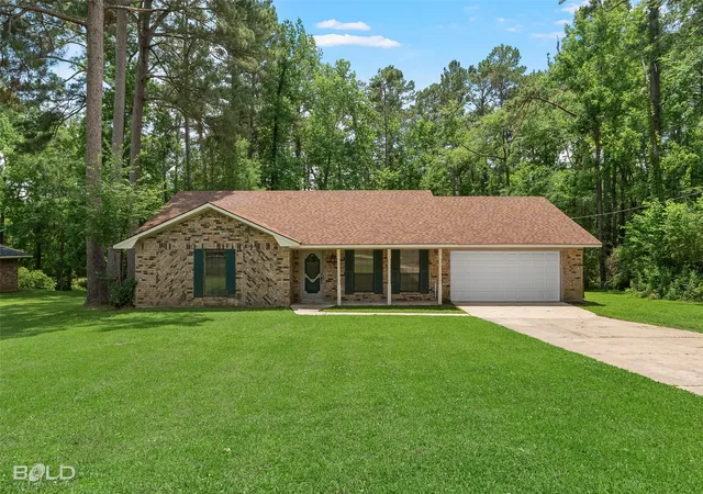 Photo 2 of Single family home for sale at 316 Hope St, Mansfield, LA 71052 | MLS# 21277399 | Listing updated on 2026-09-12