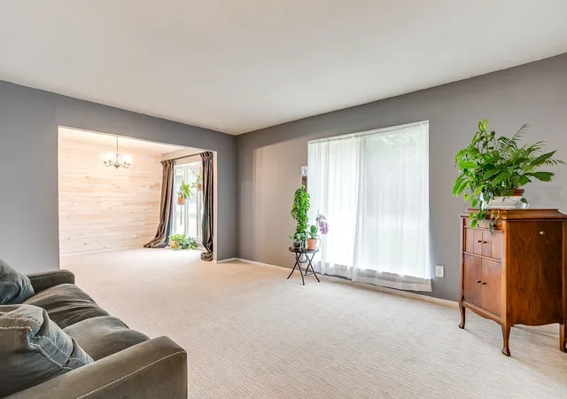 Photo 4 of Sale Pending at 4000 Sundown Dr, Fort Worth, TX 76116 | MLS# 21272087 | Listing updated on 2026-09-11