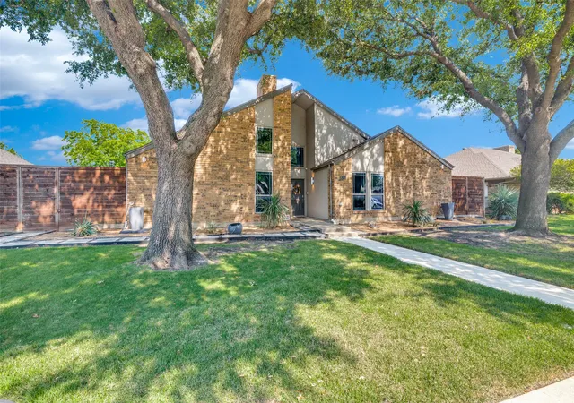 Photo 1 of Single family home for sale at 1628 Millview Pl, Carrollton, TX 75006 | MLS# 21277282 | Listing updated on 2026-09-10