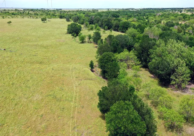 Photo 3 of House for sale at 3341 Fm 639, Frost, TX 76641 | MLS# 21276287 | Listing updated on 2026-09-10
