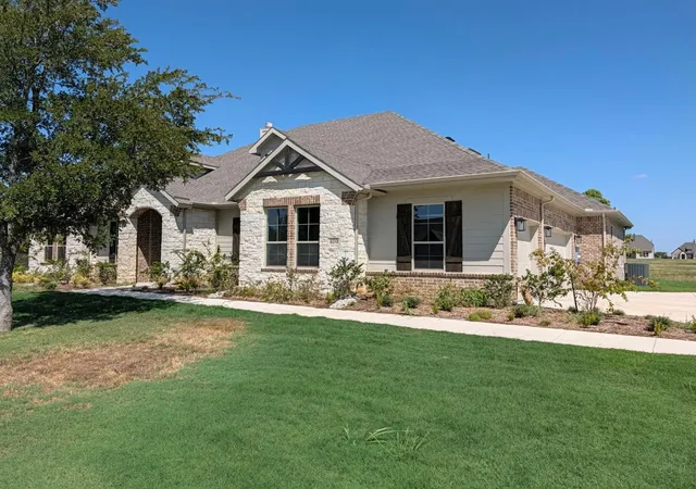 Photo 3 of Single family home for sale at 410 Cobb Rd, Leonard, TX 75452 | MLS# 21272989 | Listing updated on 2026-09-12