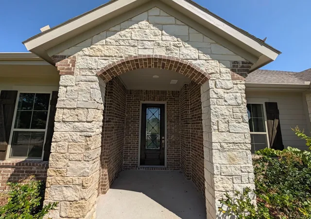 Photo 3 of Single family home for sale at 410 Cobb Rd, Leonard, TX 75452 | MLS# 21272989 | Listing updated on 2026-09-12