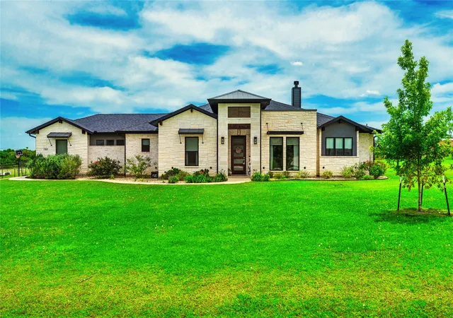 Photo 1 of Single family home for sale at 1024 Henry Wy, Springtown, TX 76082 | MLS# 21277349 | Listing updated on 2026-09-11