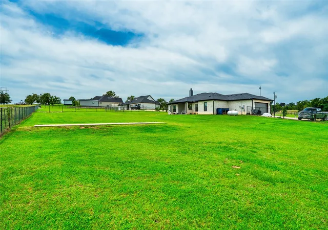 Photo 3 of Single family home for sale at 1024 Henry Wy, Springtown, TX 76082 | MLS# 21277349 | Listing updated on 2026-09-11