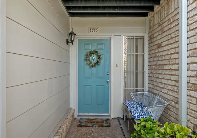Condo for sale at 2905 Lake Shore Dr #203, Waco, TX 76708 | MLS# 21266231