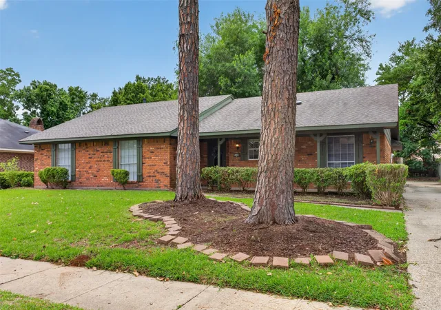 Photo 2 of Single family home for sale at 9308 Wiscassett Dr, Shreveport, LA 71115 | MLS# 21278489 | Listing updated on 2026-09-14