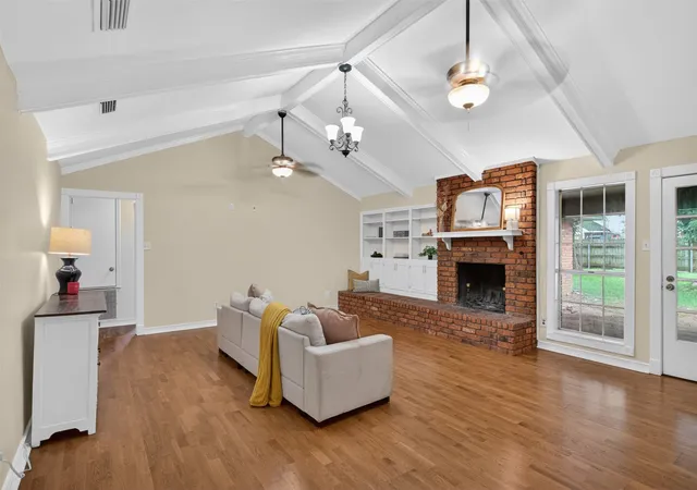 Photo 4 of Single family home for sale at 9308 Wiscassett Dr, Shreveport, LA 71115 | MLS# 21278489 | Listing updated on 2026-09-14