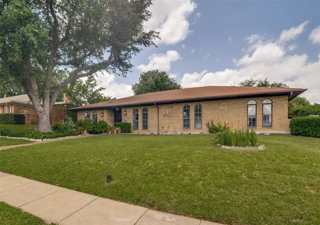 Photo 2 of Single family home for sale at 1217 Gardengate Cir, Garland, TX 75043 | MLS# 21277214 | Listing updated on 2026-09-10
