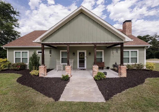 Photo 1 of Single family home for sale at 5775 Fm 2947, Quinlan, TX 75474 | MLS# 21272548 | Listing updated on 2026-09-08