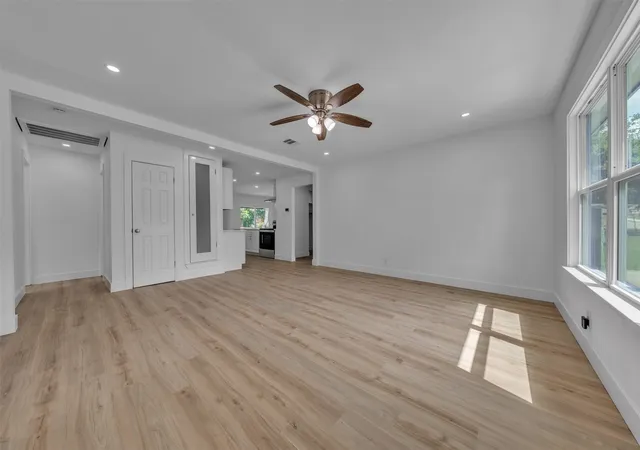Photo 3 of Single family home for sale at 3265 Earle Dr, Haltom City, TX 76117 | MLS# 21269199 | Listing updated on 2026-10-06