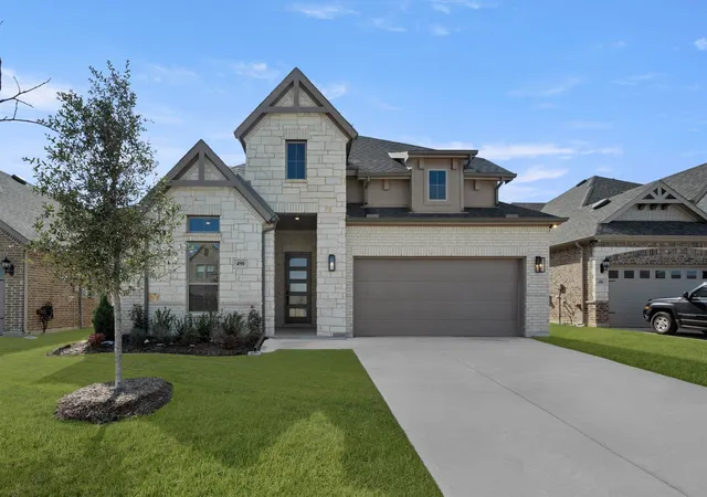 Photo 1 of Single family home for sale at 490 Red Maple Rd, Waxahachie, TX 75165 | MLS# 21278304 | Listing updated on 2026-09-15