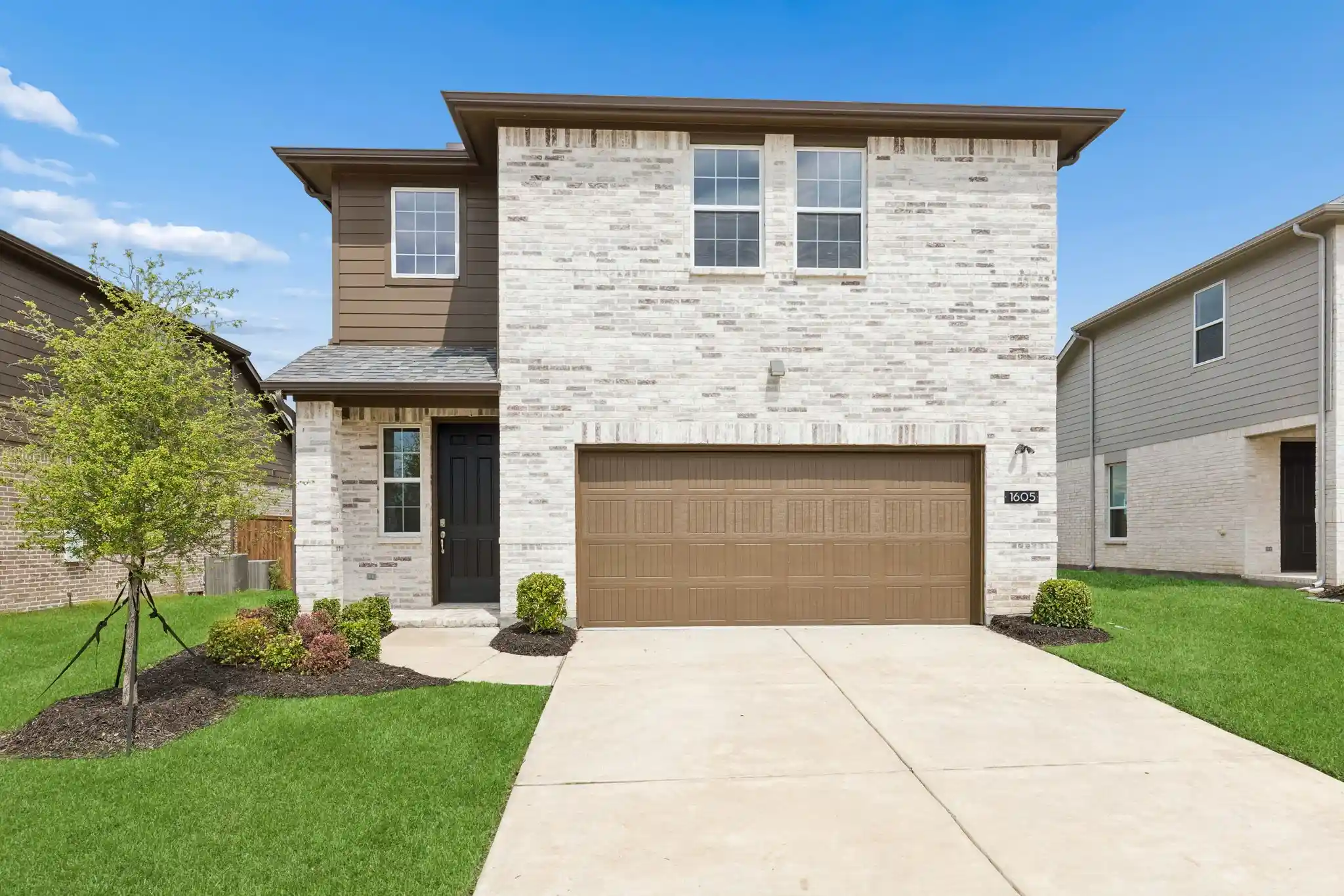 Single family home for sale at 1605 Cloud Cover Vw, Celina, TX 75009 | MLS# 21278697