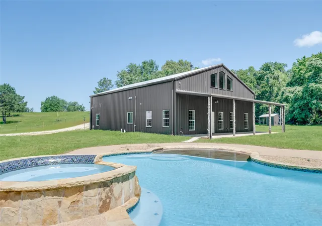 Photo 2 of Single family home for sale at 2455 An County Road 453, Palestine, TX 75803 | MLS# 21265377 | Listing updated on 2026-09-14