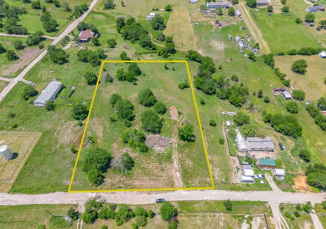 Photo 1 of Land for sale at 368 Private Road 4443, Rhome, TX 76078 | MLS# 21274759 | Listing updated on 2026-09-10