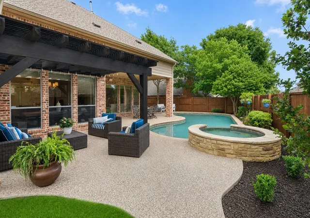 Photo 3 of Single family home for sale at 1335 Comal Dr, Allen, TX 75013 | MLS# 21273347 | Listing updated on 2026-09-14