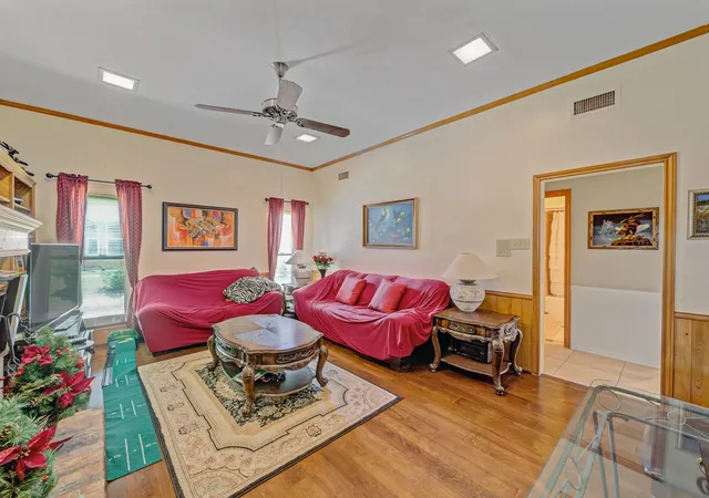 Photo 3 of Single family home for sale at 4640 Versailles Ln, Plano, TX 75093 | MLS# 21279156 | Listing updated on 2026-09-10