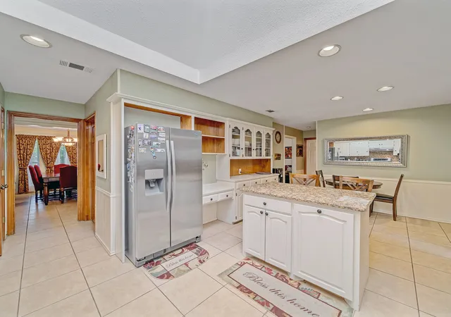 Photo 3 of Single family home for sale at 4640 Versailles Ln, Plano, TX 75093 | MLS# 21279156 | Listing updated on 2026-09-10