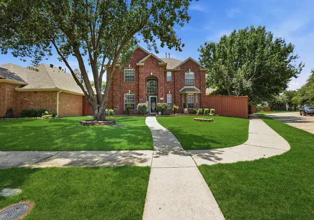 Photo 3 of Single family home for sale at 1214 Cameron Ln, Allen, TX 75002 | MLS# 21278002 | Listing updated on 2026-09-12