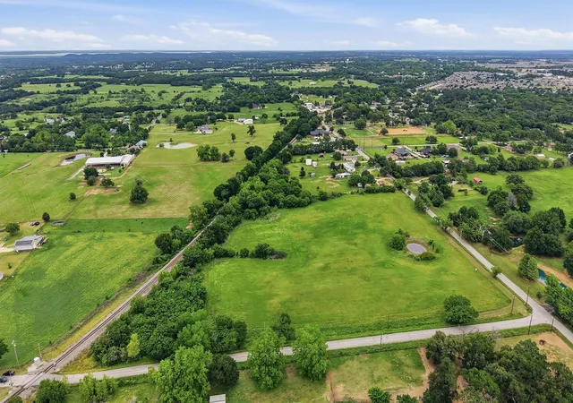 Photo 2 of Land for sale at Tbd New Hope Rd, Aubrey, TX 76227 | MLS# 21279104 | Listing updated on 2026-09-09