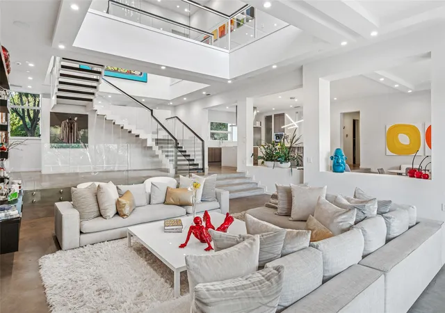 Photo 3 of Mansion for sale at 5036 Radbrook Pl, Dallas, TX 75220 | MLS# 21074881 | Listing updated on 2026-09-09