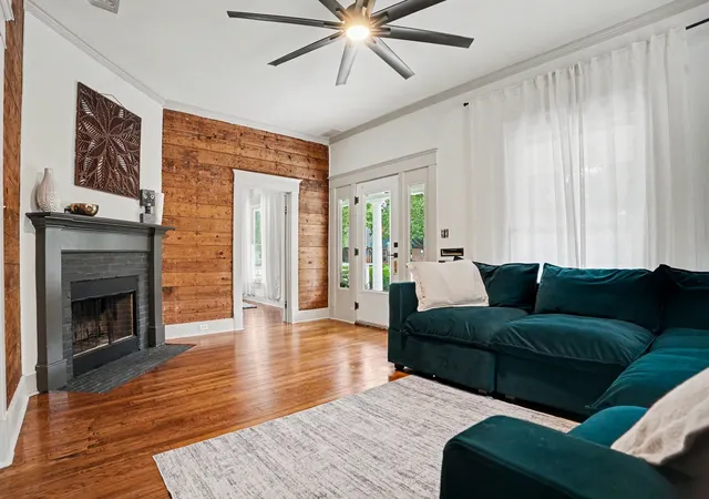 Photo 1 of Sale Pending at 300 E University Ave, Waxahachie, TX 75165 | MLS# 21278995 | Listing updated on 2026-09-11