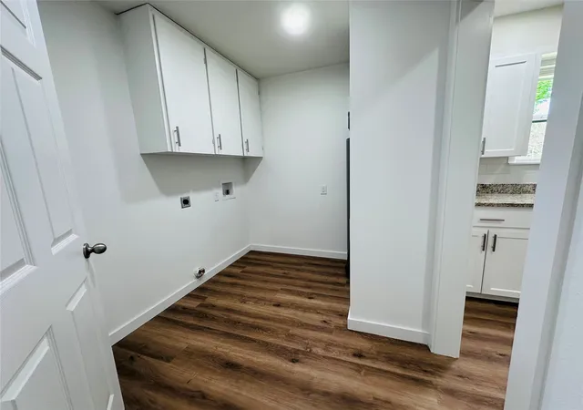 Photo 3 of Sale Pending at 2096 County Road 4817, Athens, TX 75752 | MLS# 21279495 | Listing updated on 2026-09-08