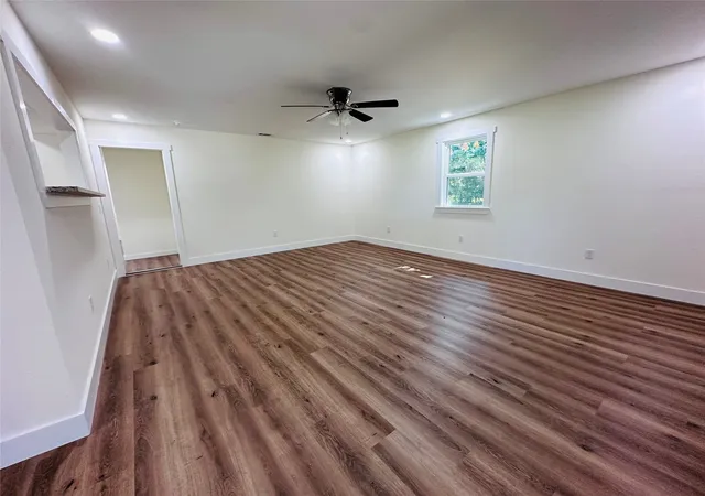 Photo 4 of Sale Pending at 2096 County Road 4817, Athens, TX 75752 | MLS# 21279495 | Listing updated on 2026-09-08